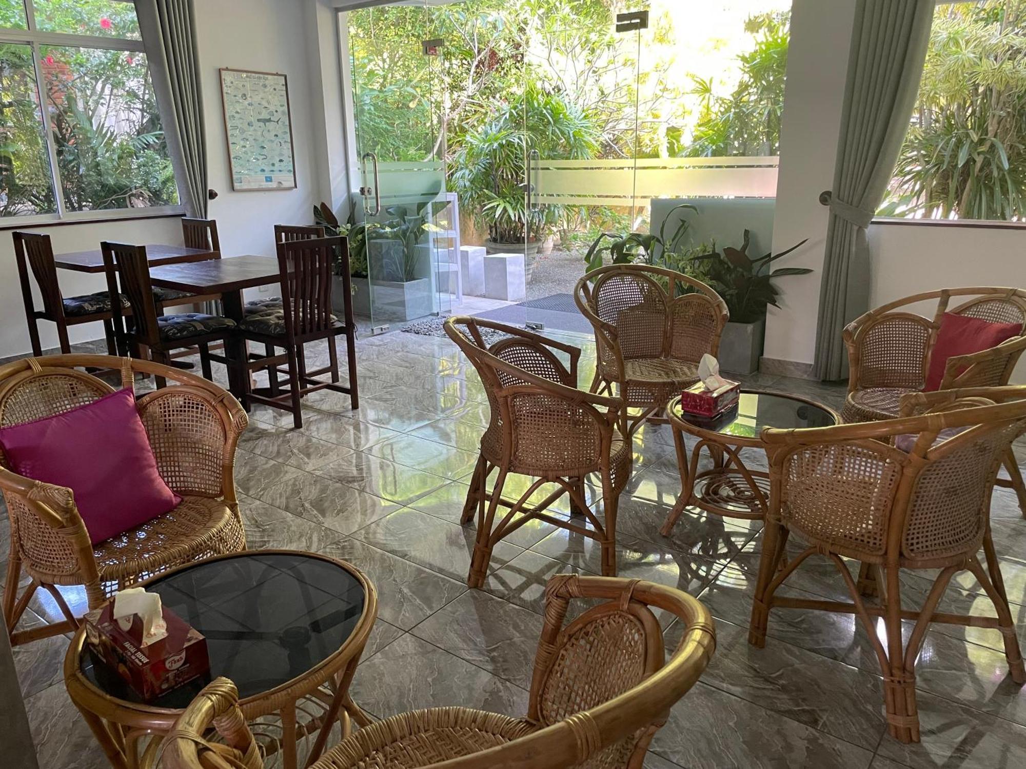 Villa Gamini Hikkaduwa Ngoại thất bức ảnh