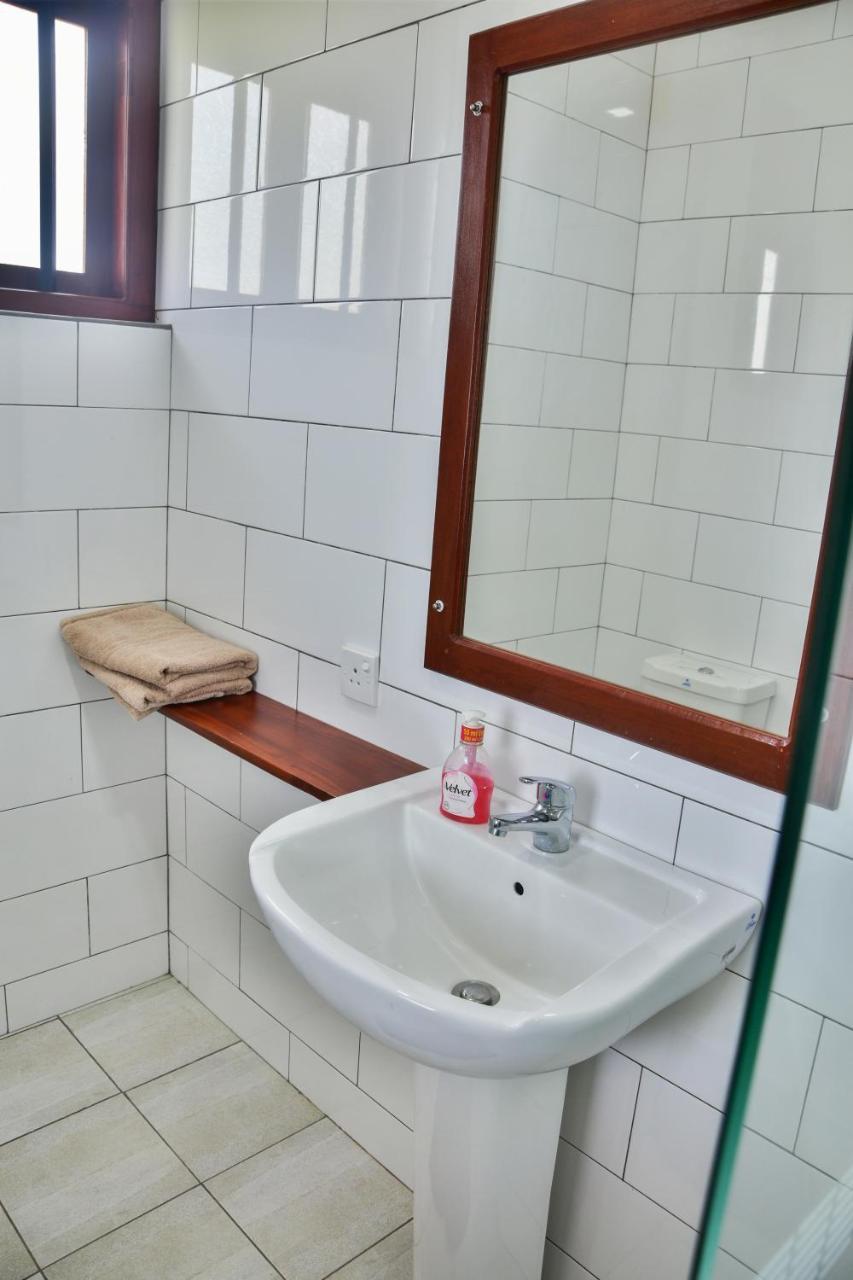 Villa Gamini Hikkaduwa Ngoại thất bức ảnh