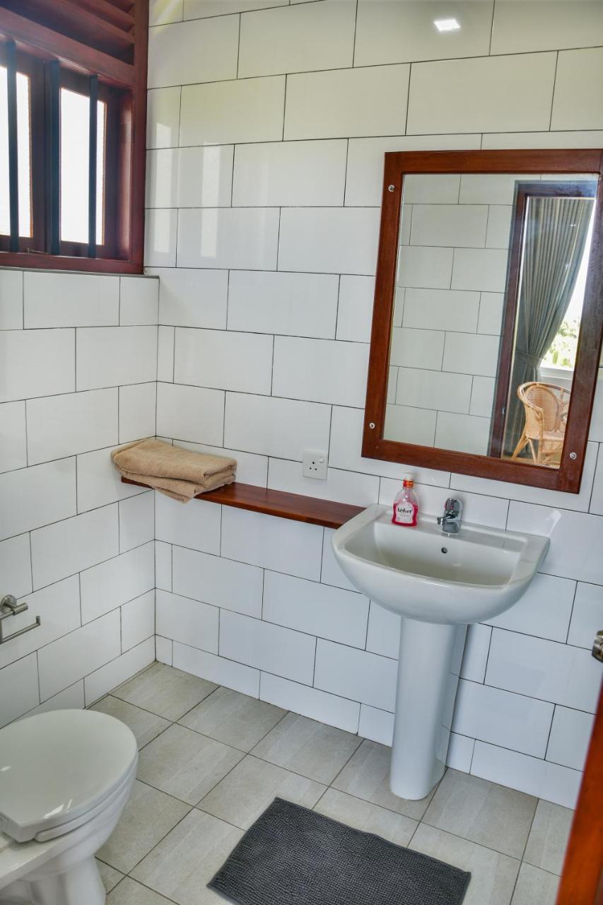 Villa Gamini Hikkaduwa Ngoại thất bức ảnh