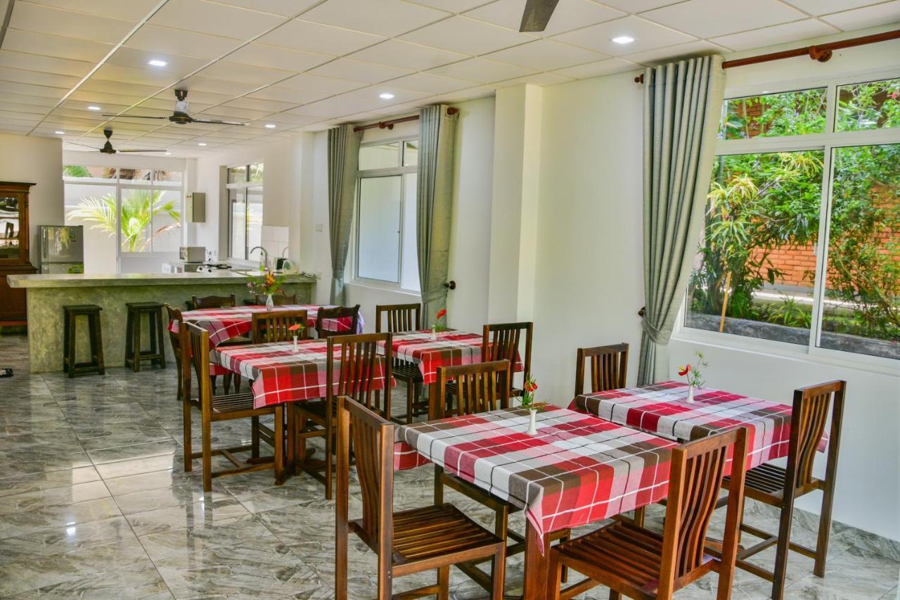 Villa Gamini Hikkaduwa Ngoại thất bức ảnh